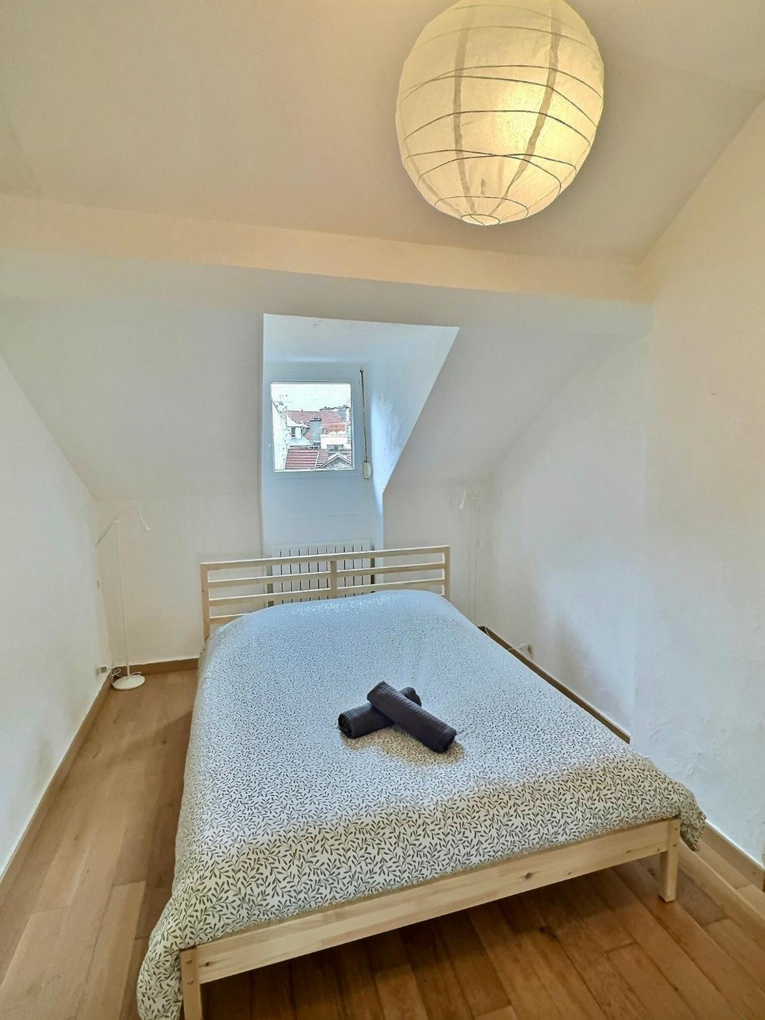 Wonderhost, Spacieux Et Atypique En Coeur De Ville Pau Exteriör bild