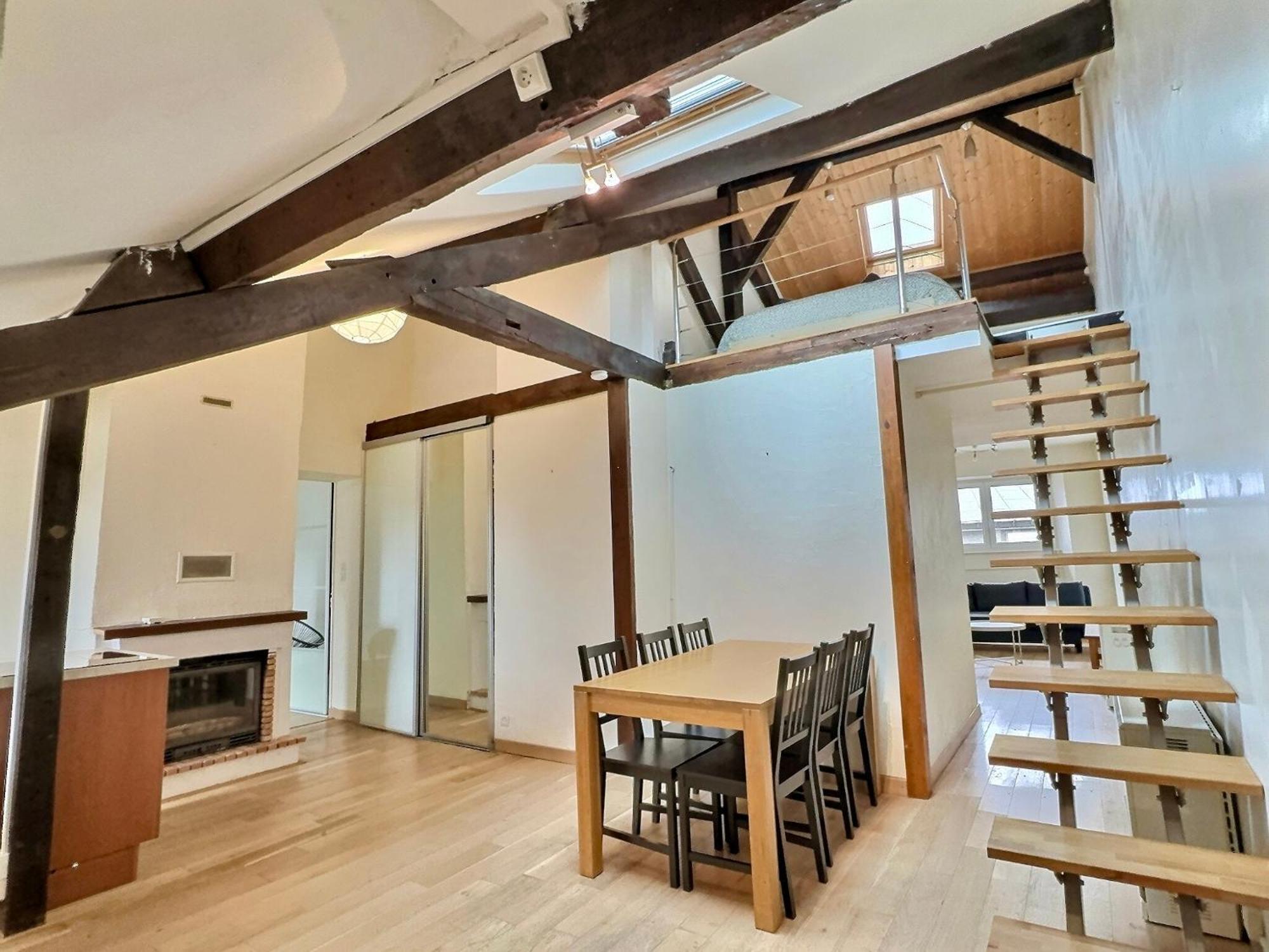 Wonderhost, Spacieux Et Atypique En Coeur De Ville Pau Exteriör bild