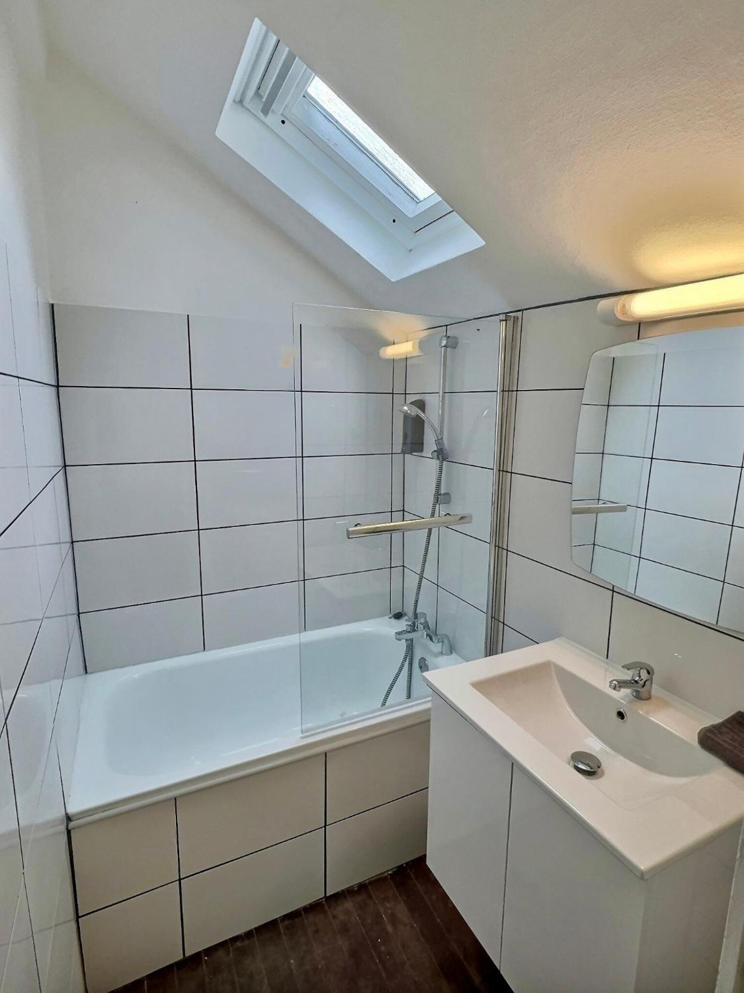 Wonderhost, Spacieux Et Atypique En Coeur De Ville Pau Exteriör bild
